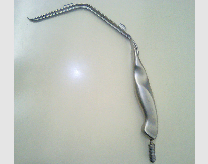 BRAVi下顎骨切用レトラクター